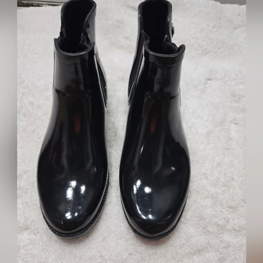 Michael Kors Women's Black Rain Booties Flat Rubber Ankle Boots US Size 8